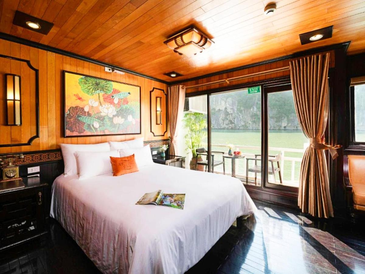 Victory Boutique Cruise Hotel Ha Long Exterior photo